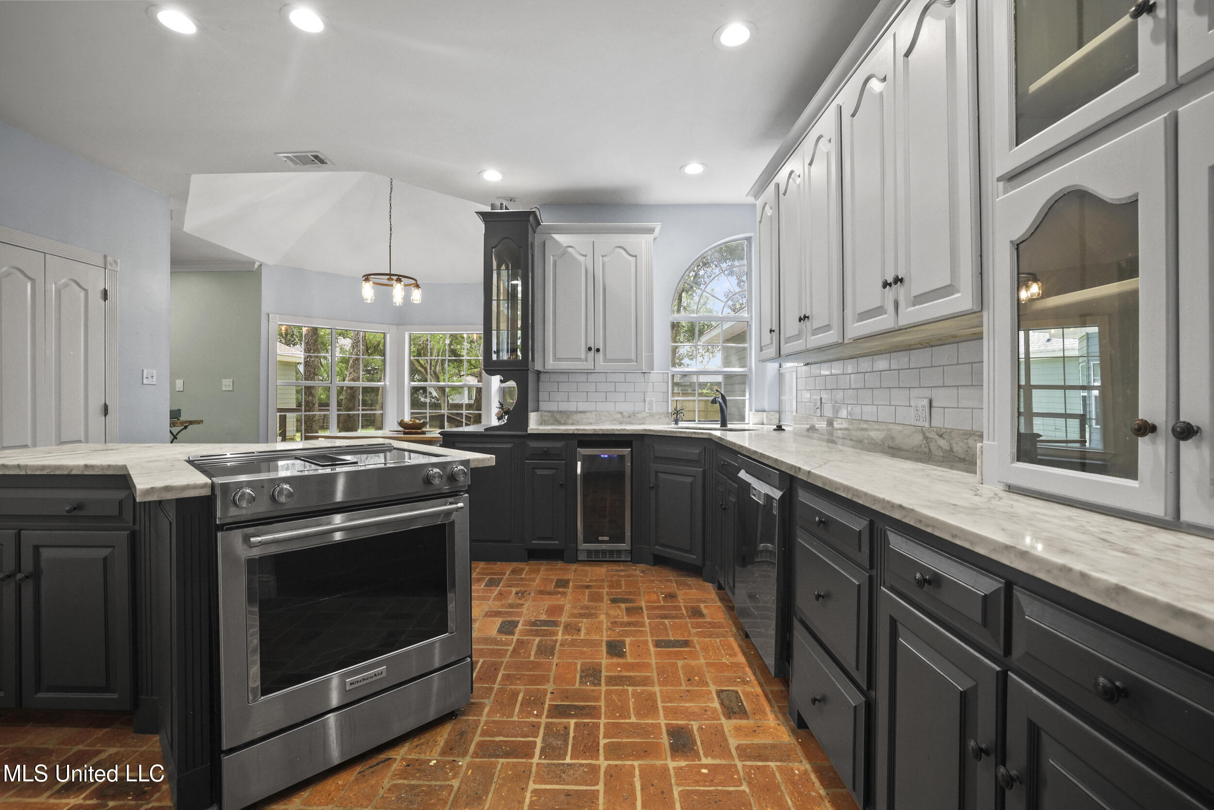 13809 Plano Road Ocean Springs, MS 39564 - Photo 13 of 88 r6__1460