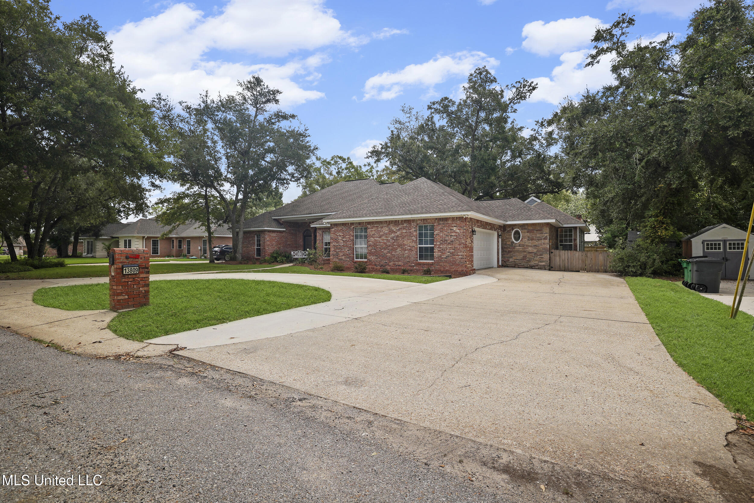 13809 Plano Road Ocean Springs, MS 39564 - Photo 85 of 88 r6__1295