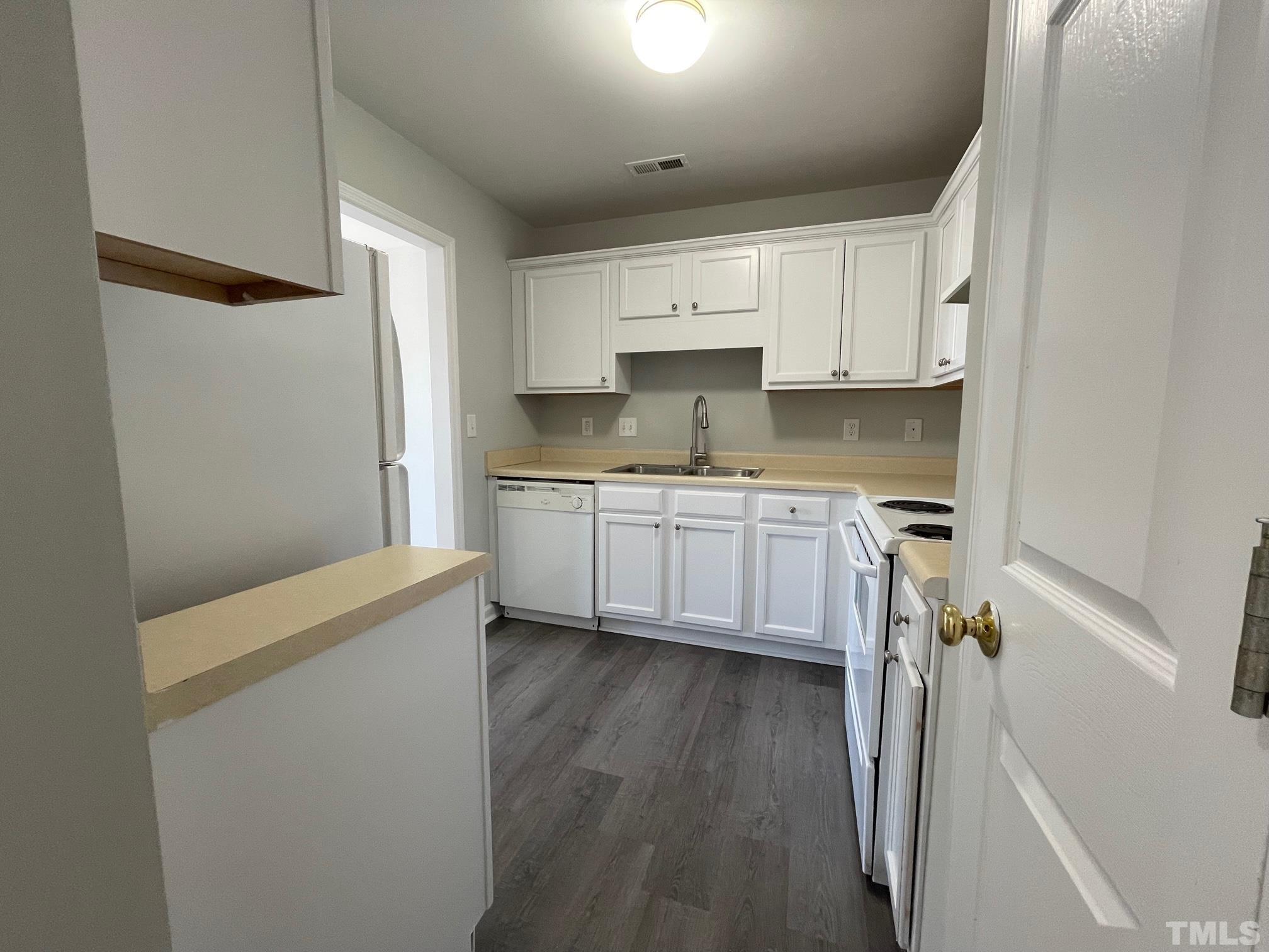 306 South Raleigh Street Angier, NC 27501 - Photo 7 of 21 Gallery Image 7