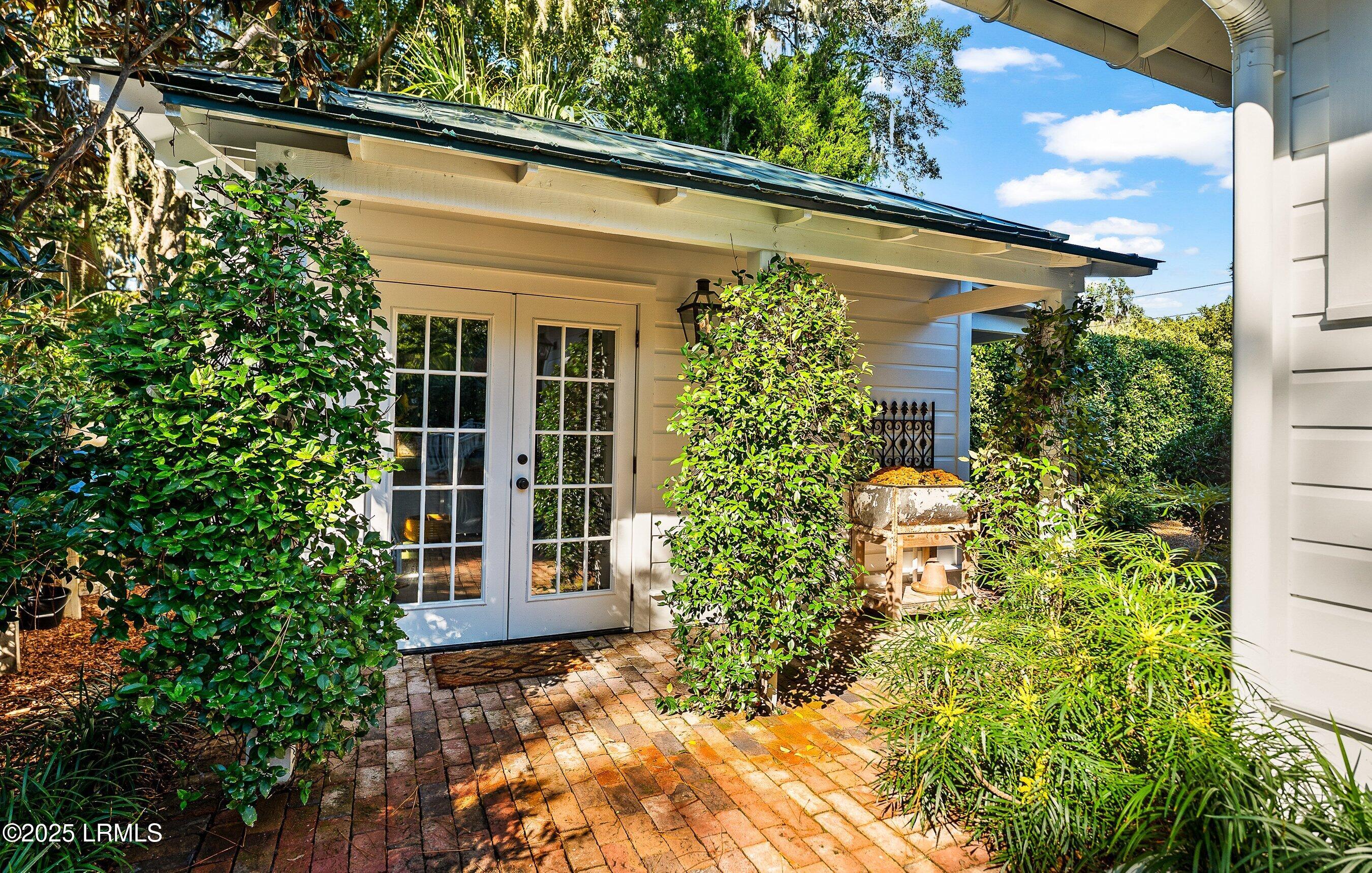 306 King Street Beaufort, SC 29902 - Photo 35 of 41 DSC03823-600-1-1.jpg-SMALL