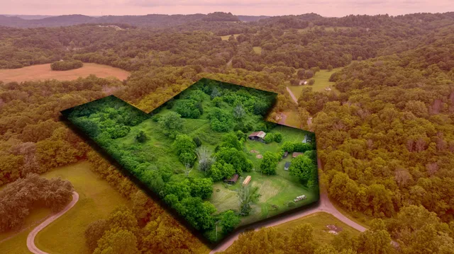 $259,900 | 1495 Wolf Hill Road, Bethpage, TN 37022