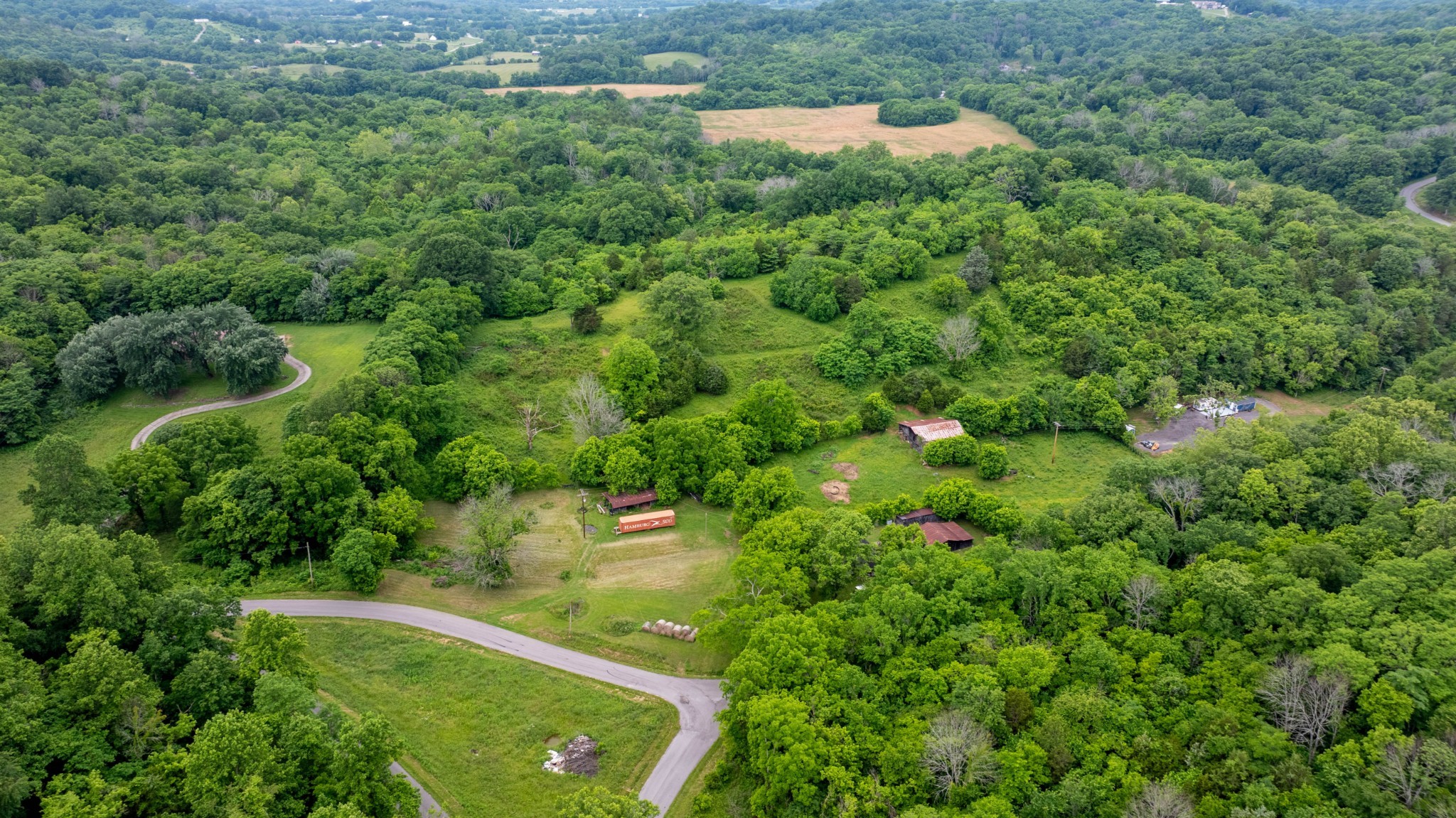 1495 Wolf Hill Road Bethpage, TN 37022 - Photo 3 of 22