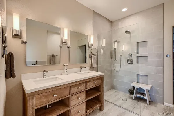 $749,000 | 3897 Mallard Lane, Highlands Ranch, CO 80126