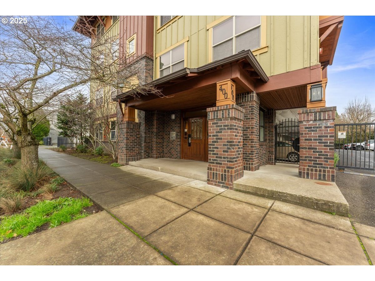 400 Northeast 100th Avenue, Unit 101 Portland, OR 97220 - Photo 3 of 22 a view of the entrance of the building