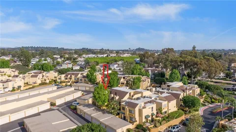 $699,900 | 25712 Le Parc, Unit 20, Lake Forest, CA 92630