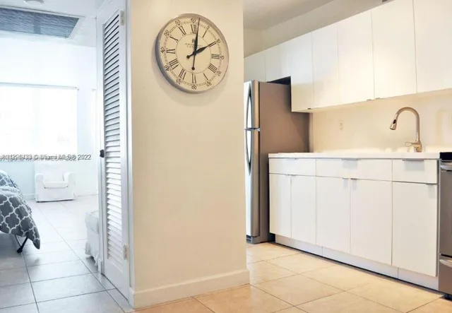 $390,000 | Miami Beach City Center, Miami Beach, FL 33139