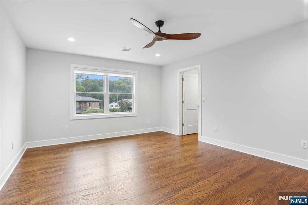 8 Broad Street Demarest, NJ 07627 - Photo 33 of 50 Gallery Image 33