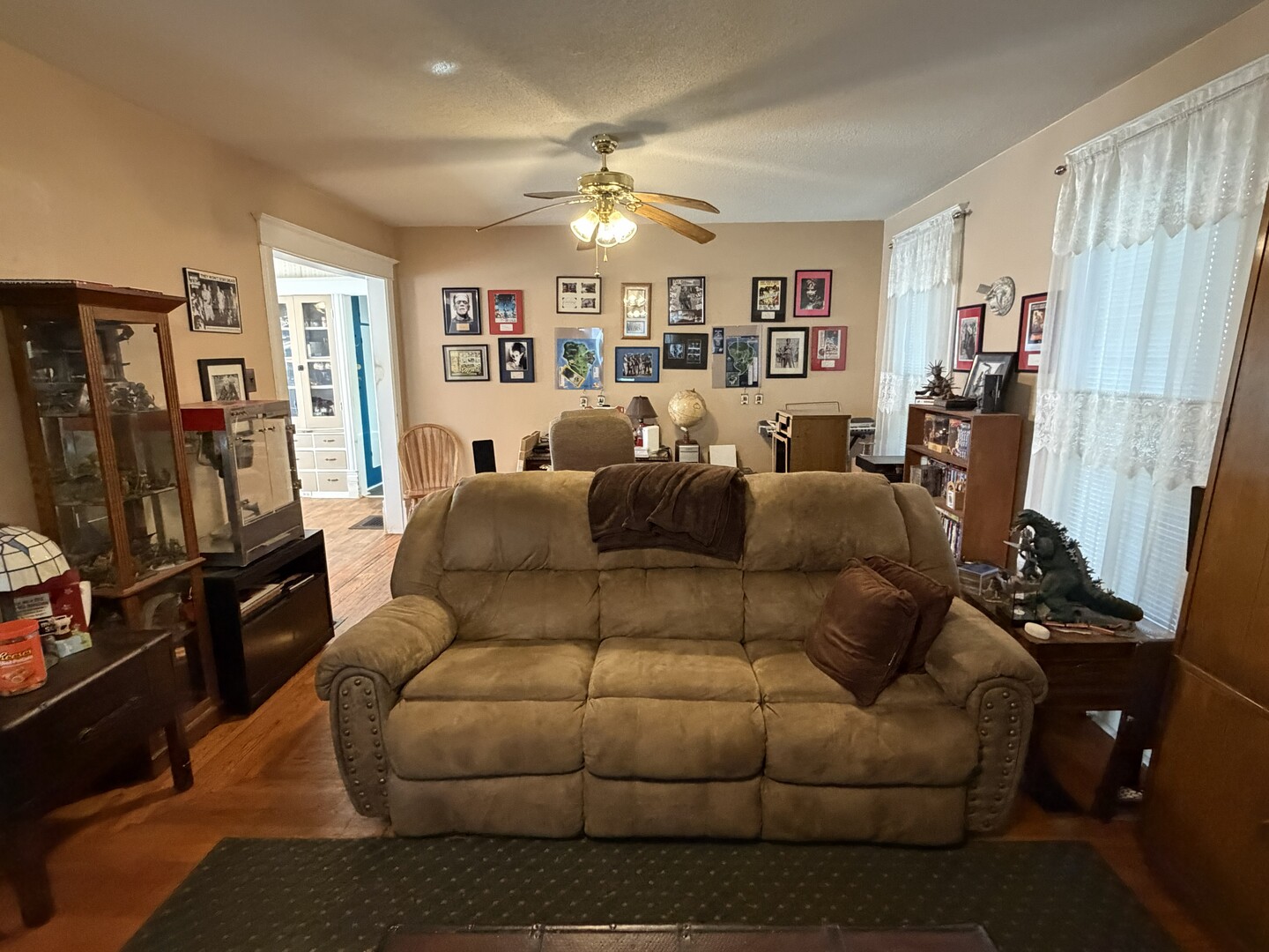 304 Avenue D Rochelle, IL 61068 - Photo 7 of 15