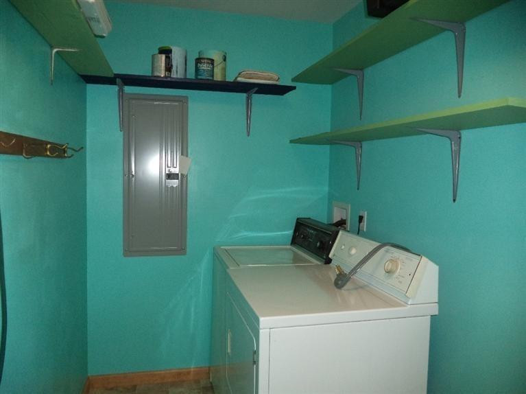 5149 Joslin Lake Road Gregory, MI 48137 - Photo 14 of 32 Entry Level Laundry Room