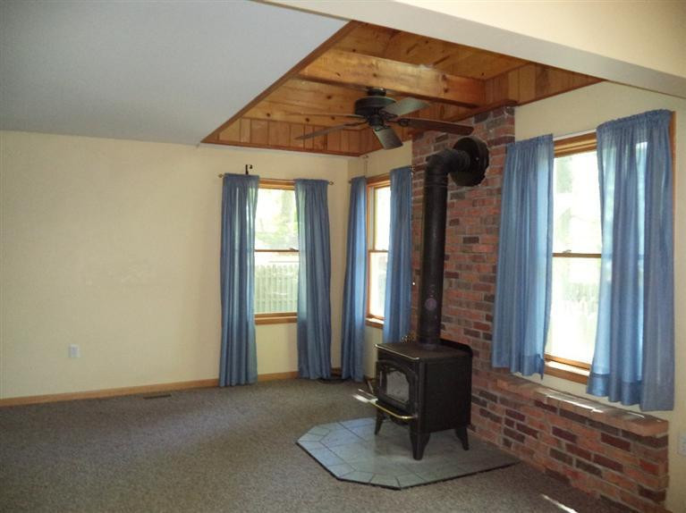 5149 Joslin Lake Road Gregory, MI 48137 - Photo 7 of 32 Photo 7
