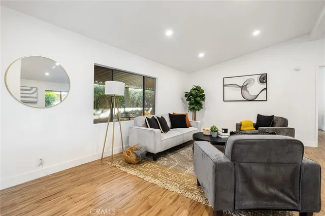 $194,900 | 73450 Country Club Drive, Unit 79, Palm Desert, CA 92260