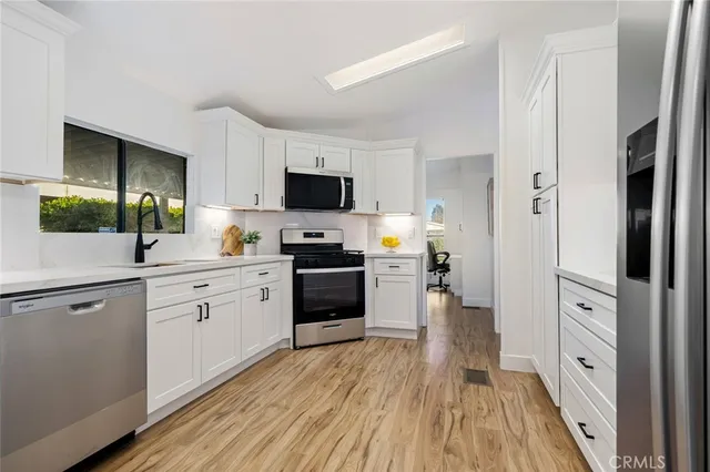 $194,900 | 73450 Country Club Drive, Unit 79, Palm Desert, CA 92260