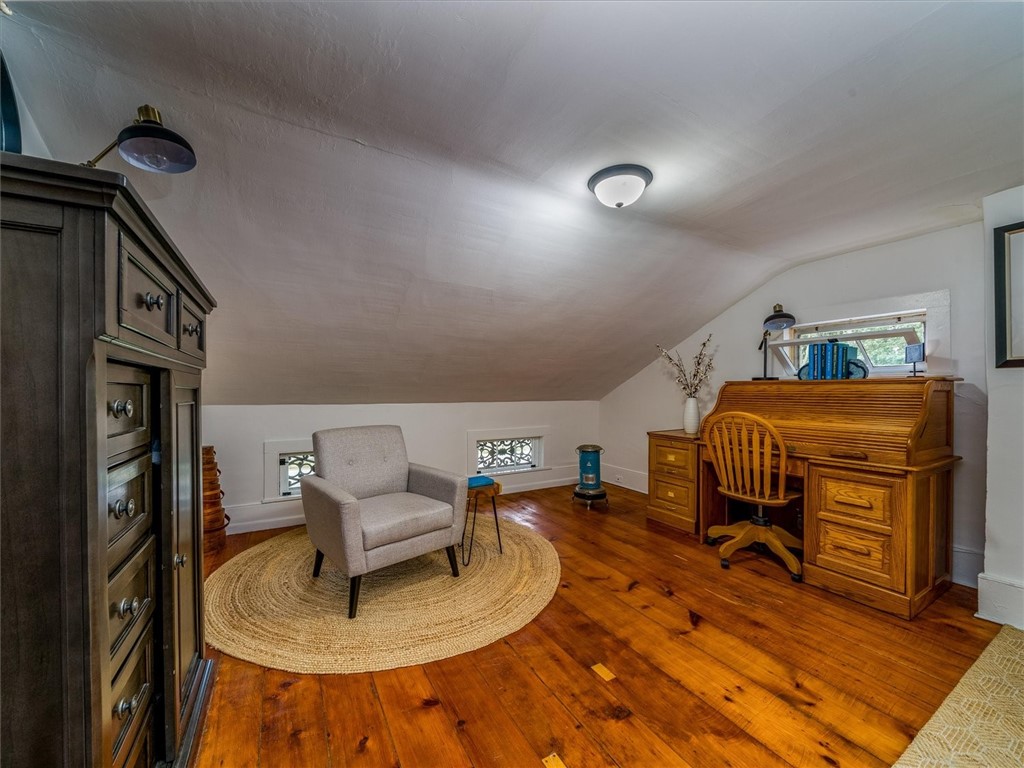 1564 East River Road Brighton, NY 14623 - Photo 33 of 48