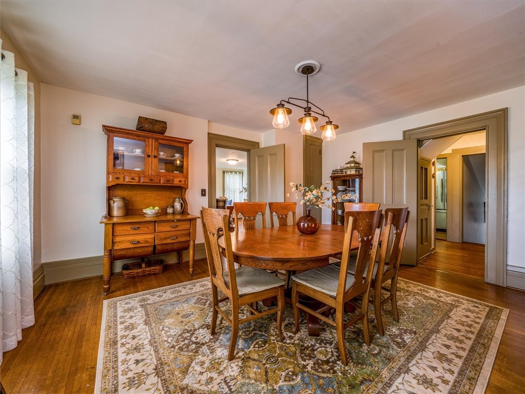 1564 East River Road Brighton, NY 14623 - Photo 9 of 48