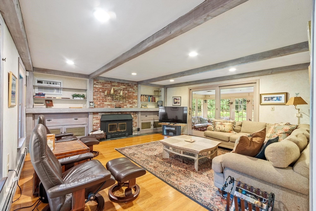 19 Huntingdon Road Lynnfield, MA 01940 - Photo 22 of 39