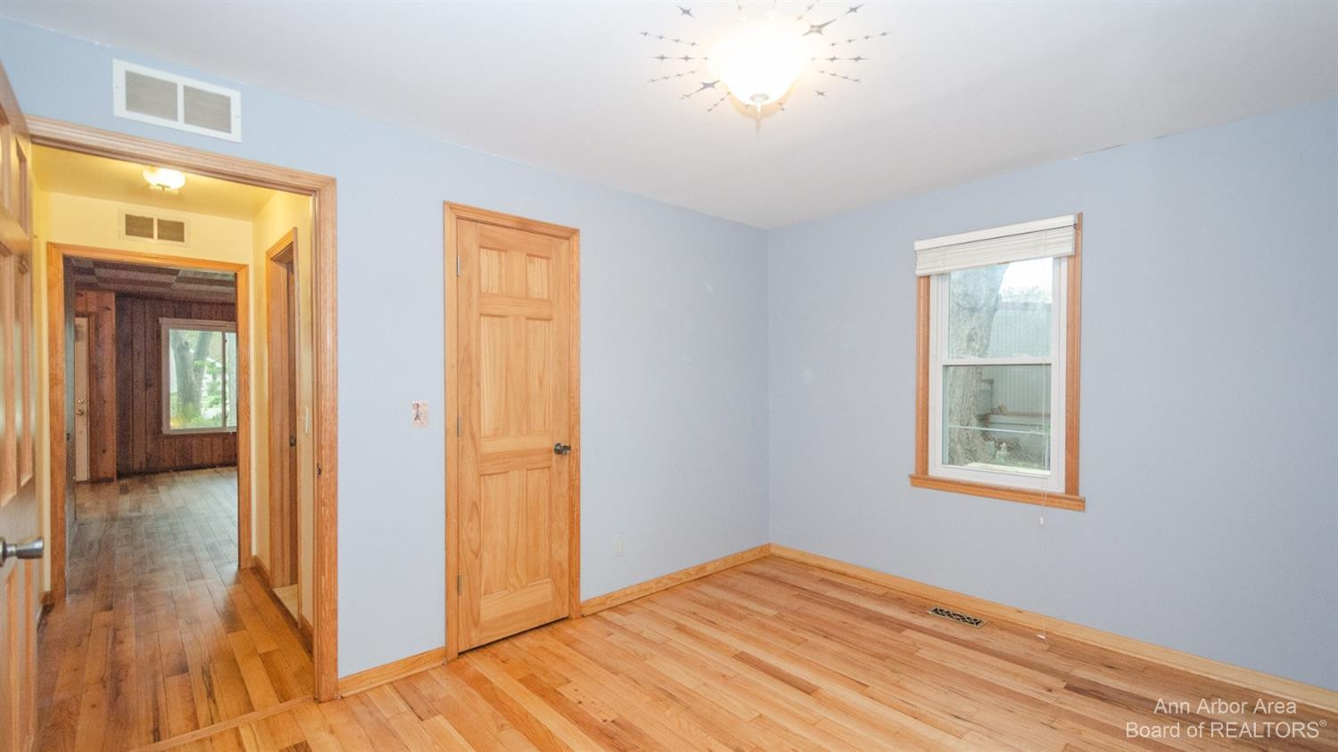 708 North Harris Road Ypsilanti, MI 48198 - Photo 22 of 39 Photo 22