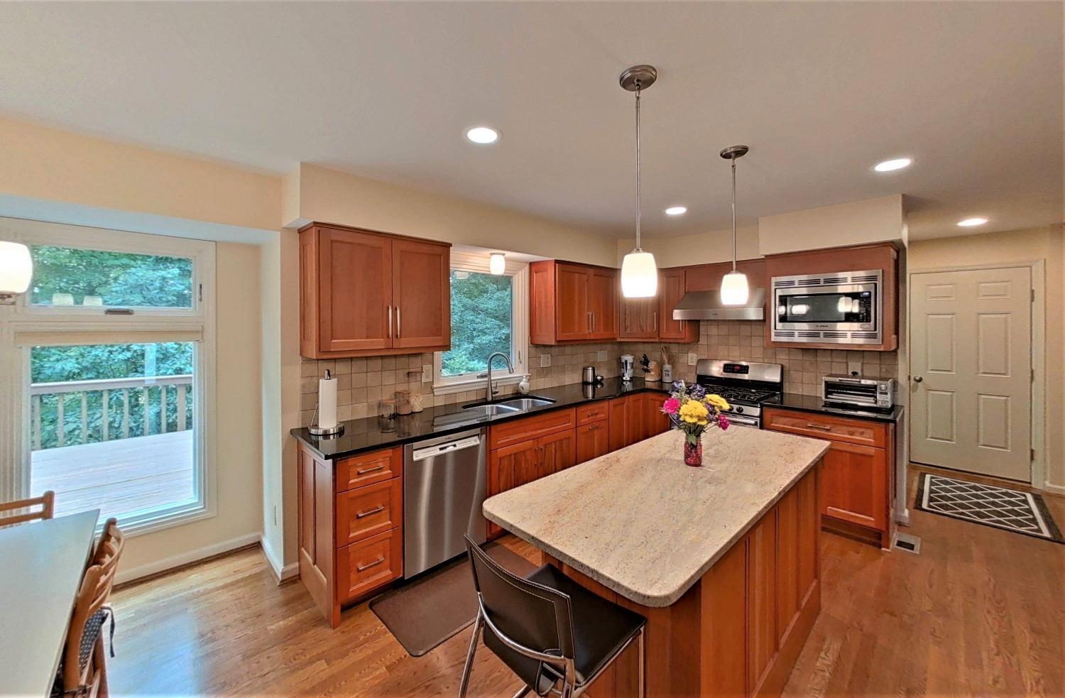 1013 Stream Ridge Lane Cincinnati, OH 45255 - Photo 3 of 49 Gallery Image 3