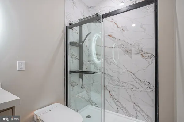 $1,975 | 4432-00 Wingate Street, Unit 202, Philadelphia, PA 19136