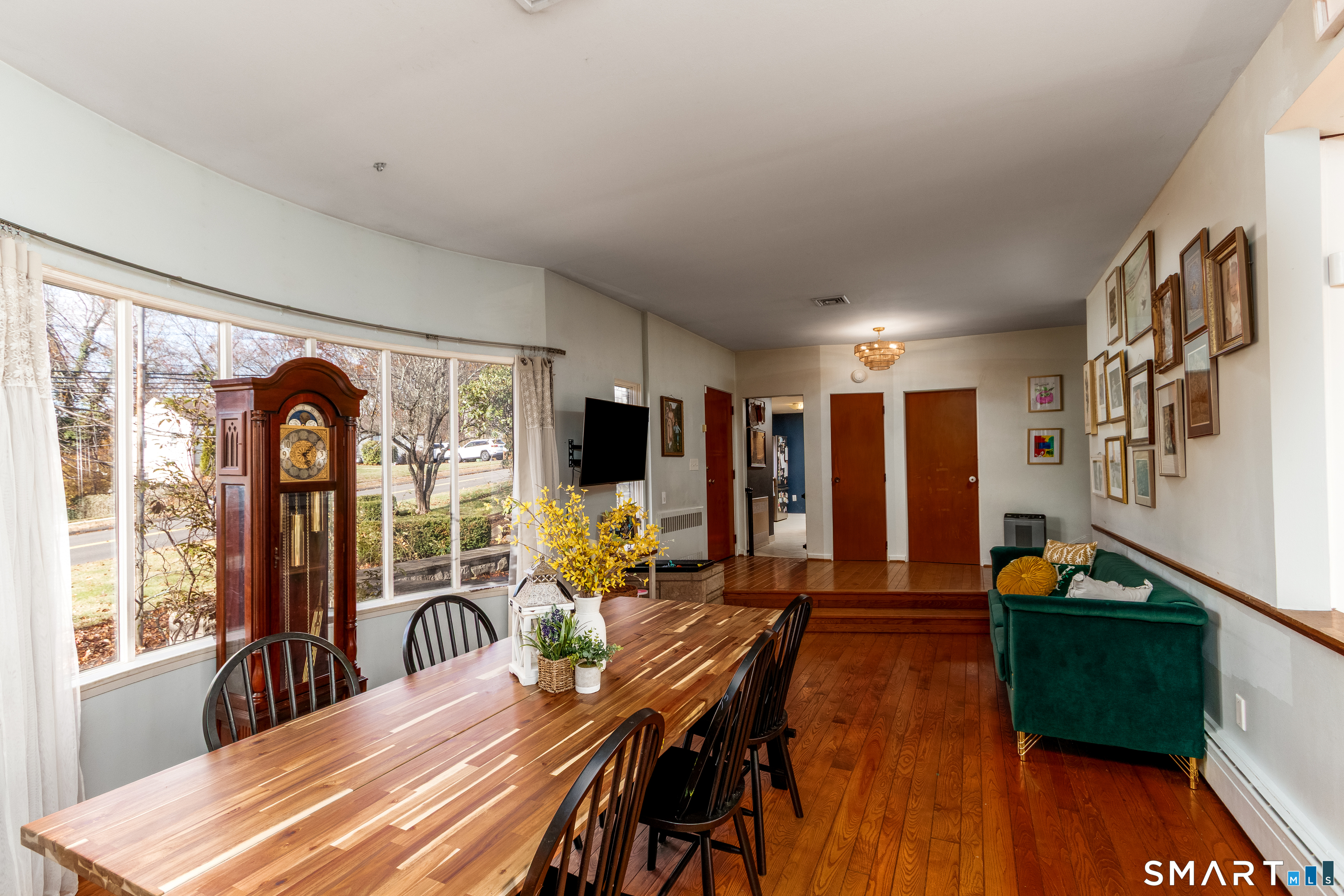 357 Long Hill Road Wallingford, CT 06492 - Photo 17 of 40