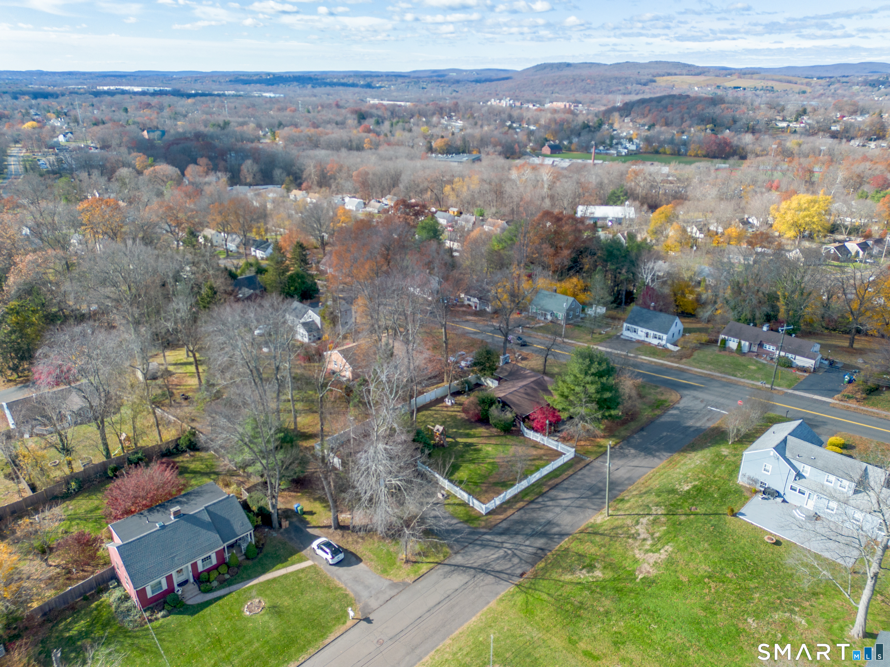357 Long Hill Road Wallingford, CT 06492 - Photo 34 of 40