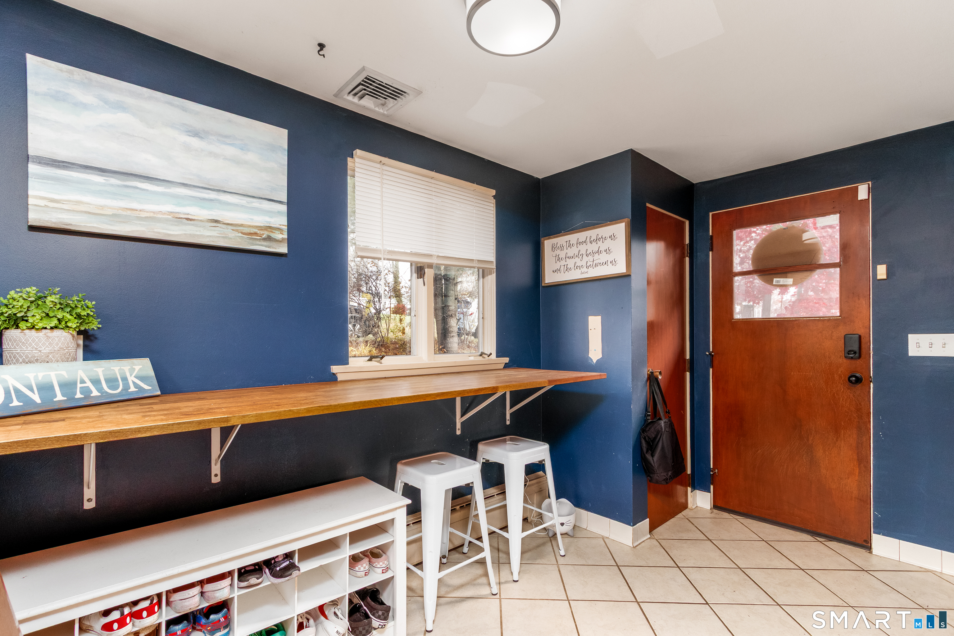 357 Long Hill Road Wallingford, CT 06492 - Photo 6 of 40