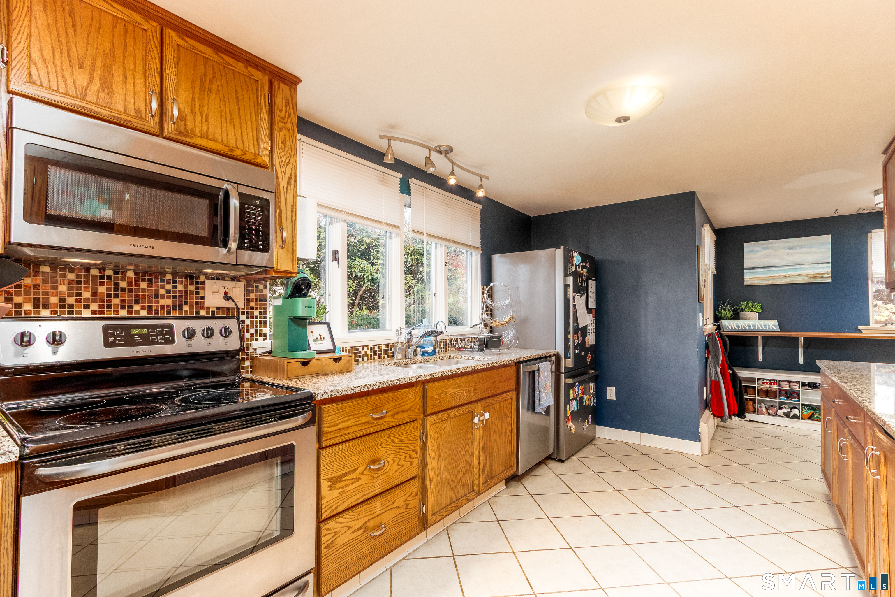 357 Long Hill Road Wallingford, CT 06492 - Photo 10 of 40