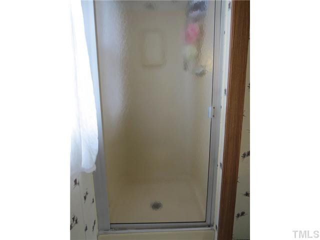 450 Substation Road Dunn, NC 28334 - Photo 16 of 25 Separate shower