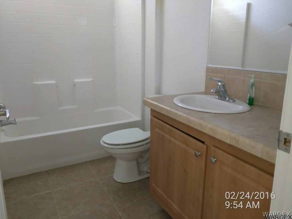 3425 Bacobi Road Golden Valley, AZ 86413 - Photo 20 of 24 Guest bathroom 2