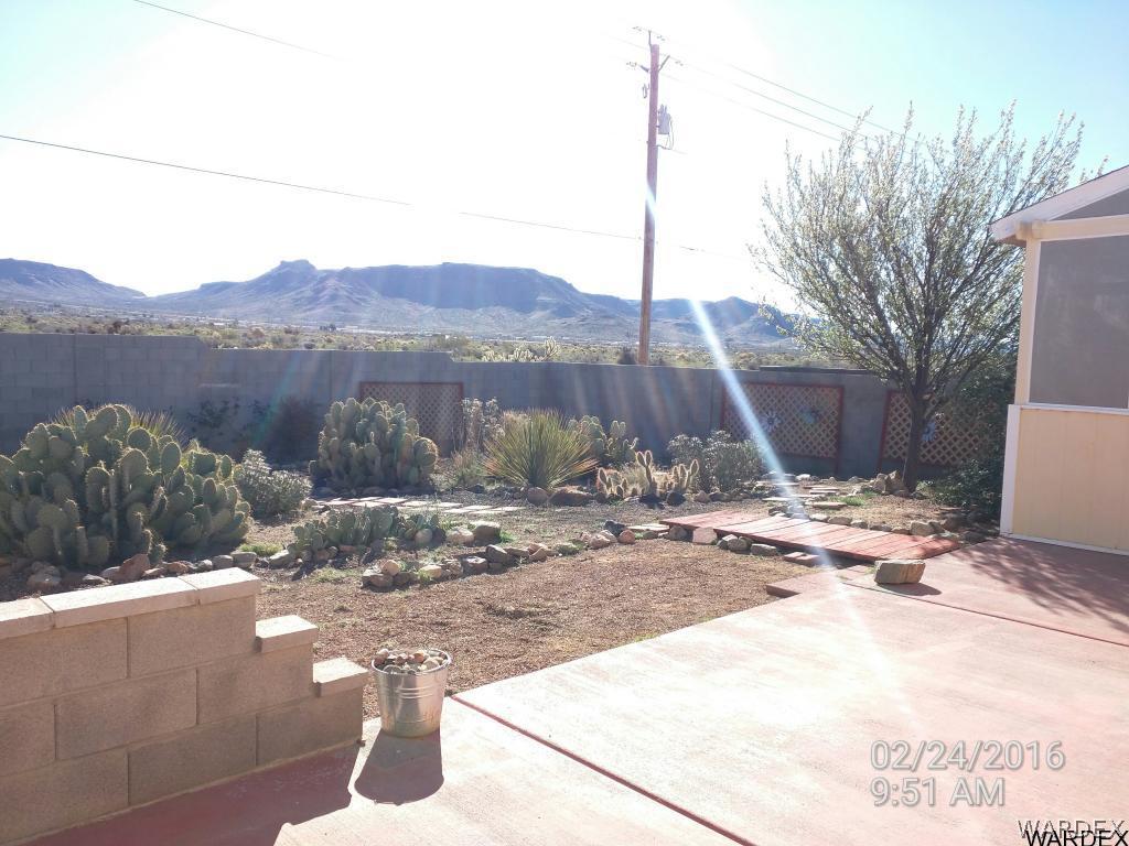 3425 Bacobi Road Golden Valley, AZ 86413 - Photo 5 of 24 Backyard