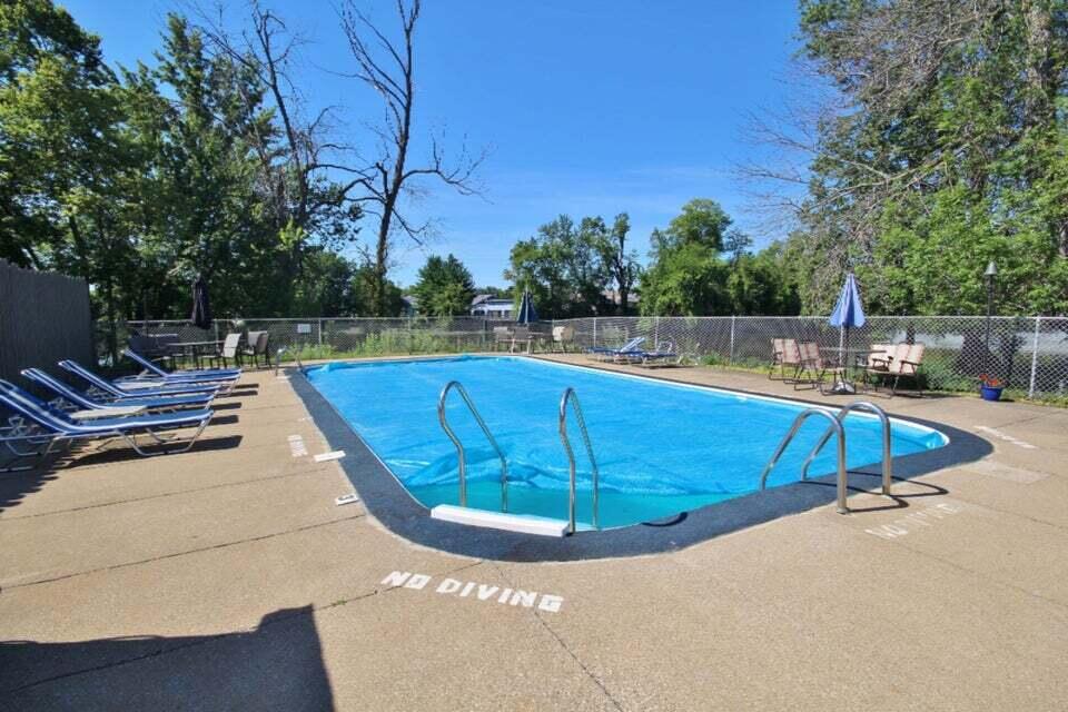 173 East Michigan Avenue, Unit 203B Three Rivers, MI 49093 - Photo 22 of 23 20220426215200156952000000-o