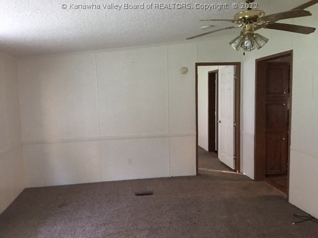 886 Gabe Road Clendenin, WV 25045 - Photo 9 of 30 Gallery Image 9