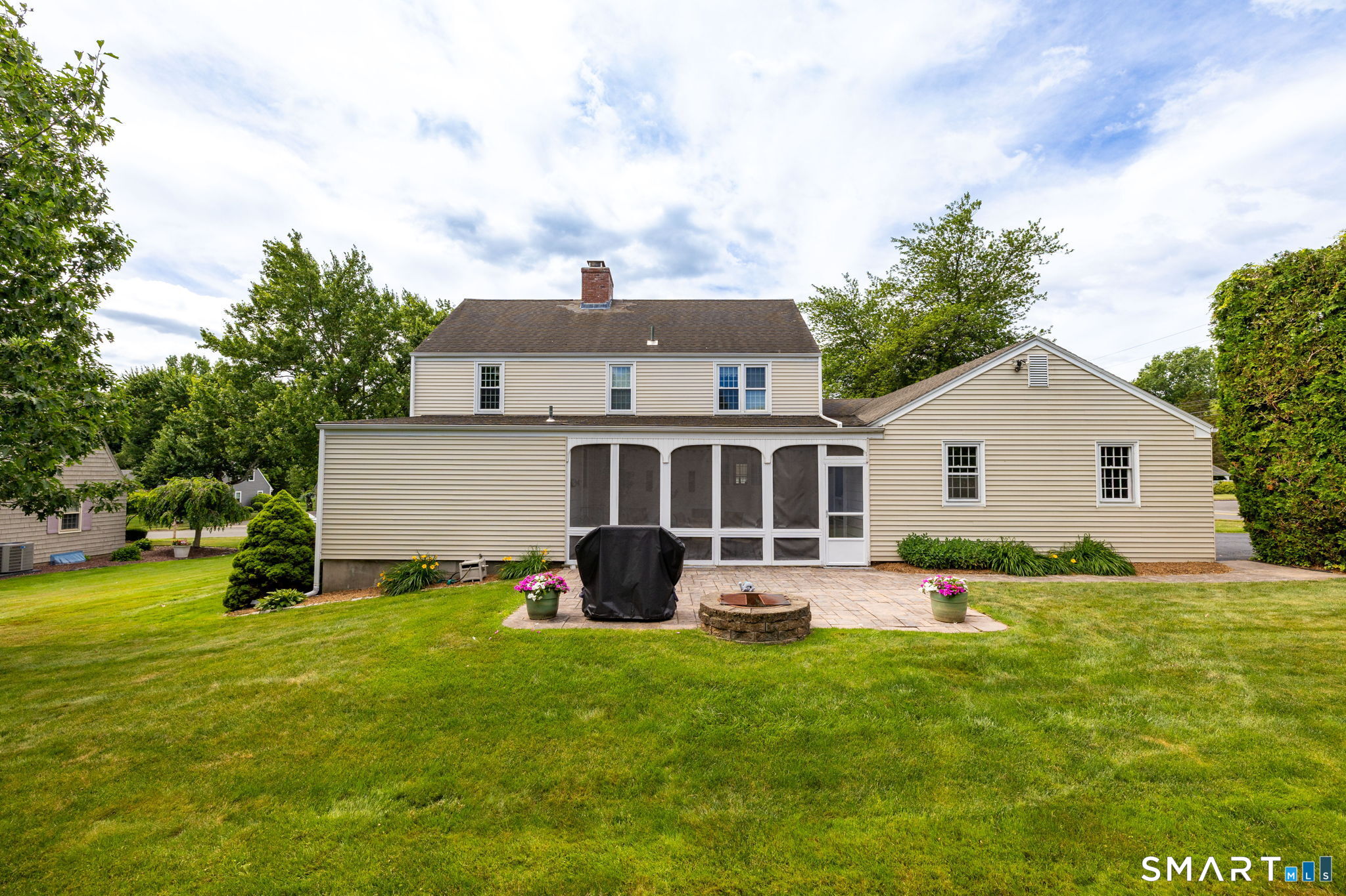 7 Lantern Lane Wethersfield, CT 06109 - Photo 4 of 40