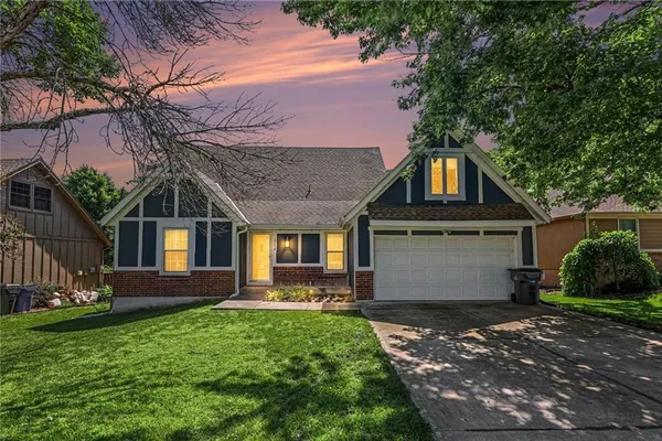 $395,000 | 2118 South Central Street, Olathe, KS 66062