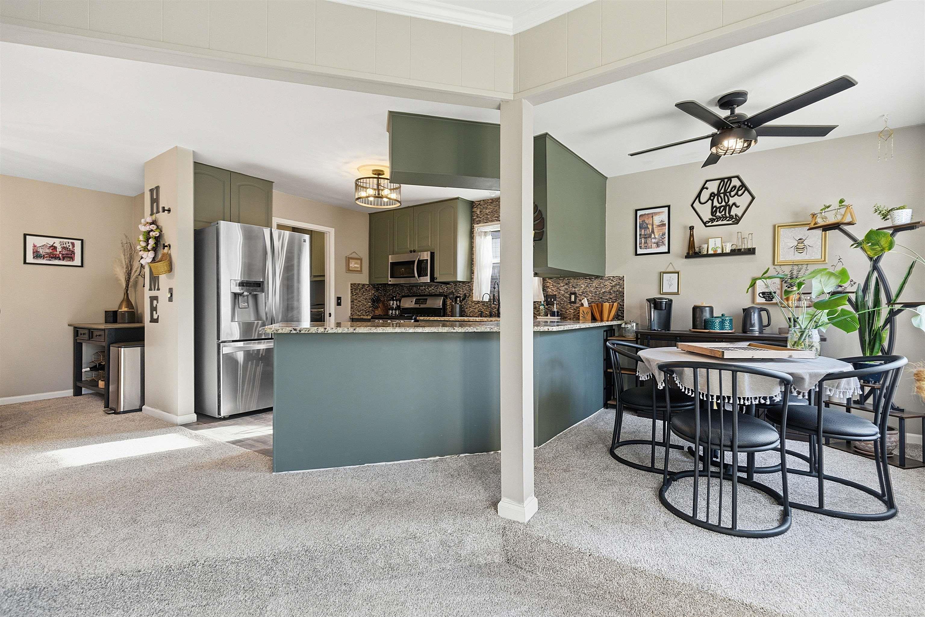 47057 Susan Road Macomb, MI 48044 - Photo 18 of 49 50195013-654d2147-df8d-46bf-bf74-2e139e7a20d4.JPG