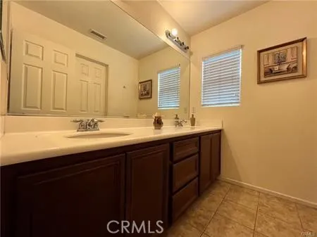 $5,000 | 550 West Mesa Avenue, Rialto, CA 92376