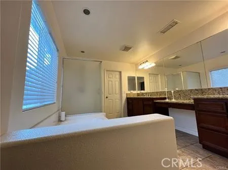 $5,000 | 550 West Mesa Avenue, Rialto, CA 92376