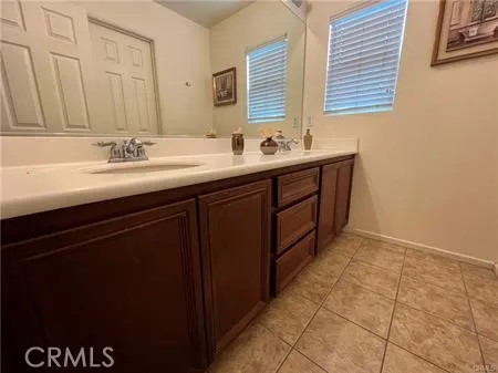 $5,000 | 550 West Mesa Avenue, Rialto, CA 92376