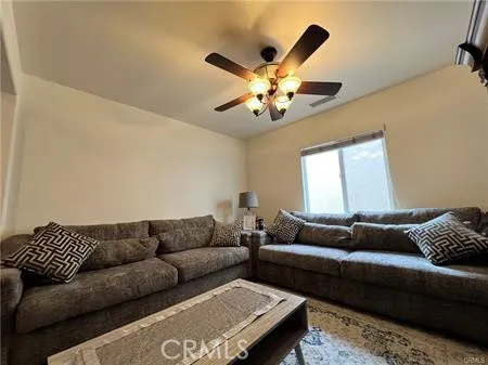 $5,000 | 550 West Mesa Avenue, Rialto, CA 92376