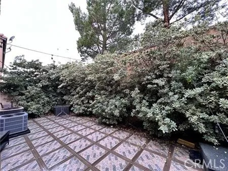 $5,000 | 550 West Mesa Avenue, Rialto, CA 92376