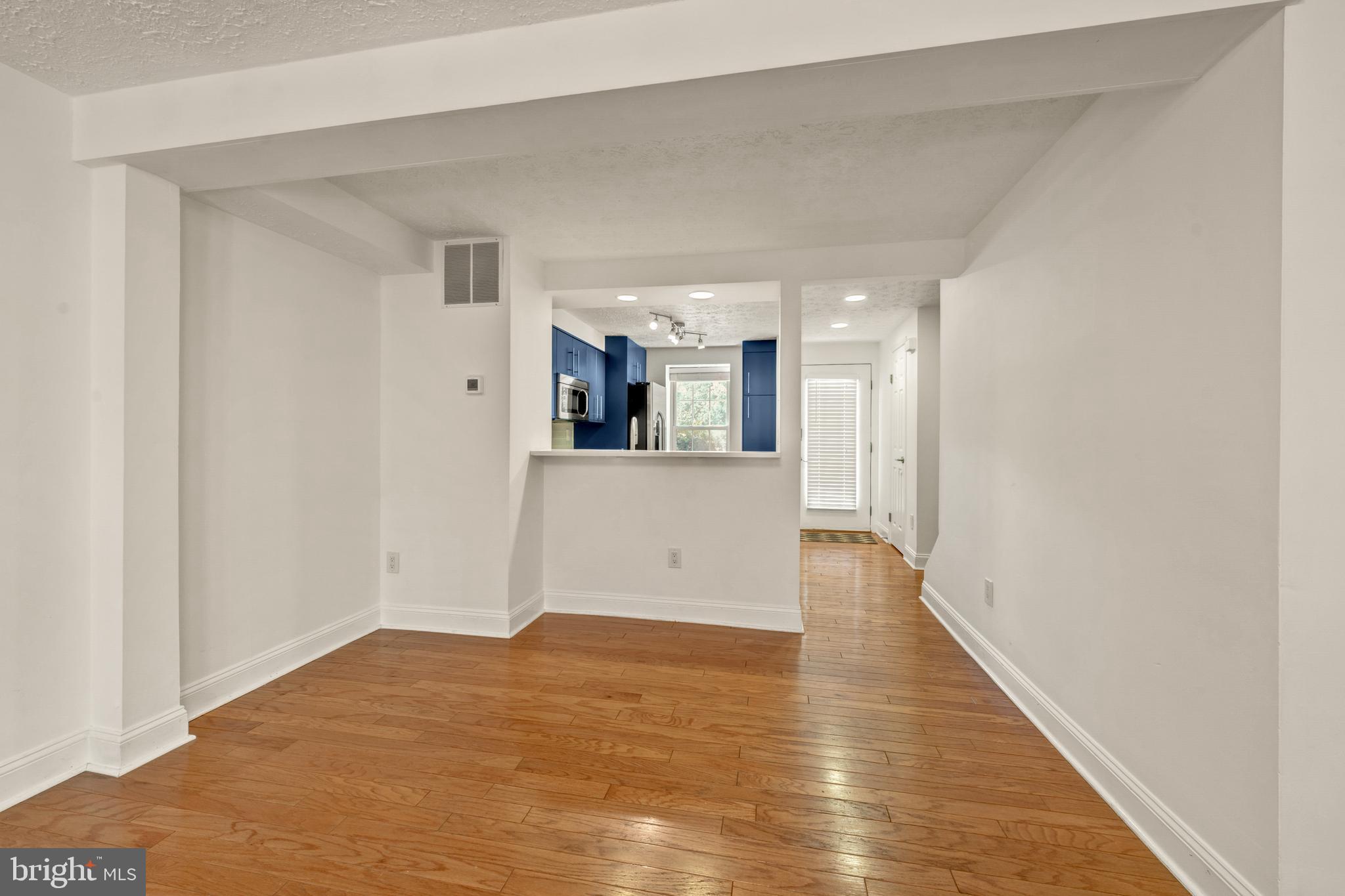 1931 Belmont Ridge Court Reston, VA 20191 - Photo 8 of 32