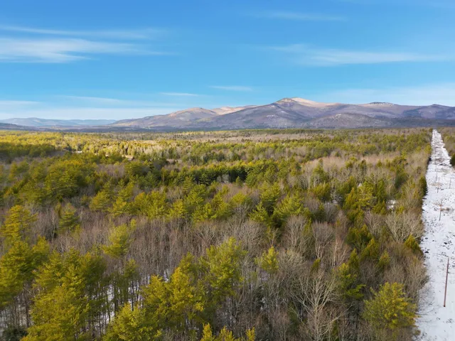 $228,000 | 82 Ledge Hill Road, Unit 1, Tuftonboro, NH 03816