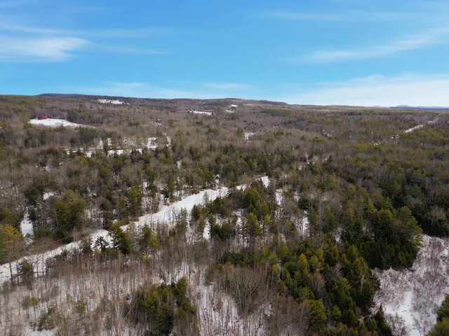 $228,000 | 82 Ledge Hill Road, Unit 1, Tuftonboro, NH 03816