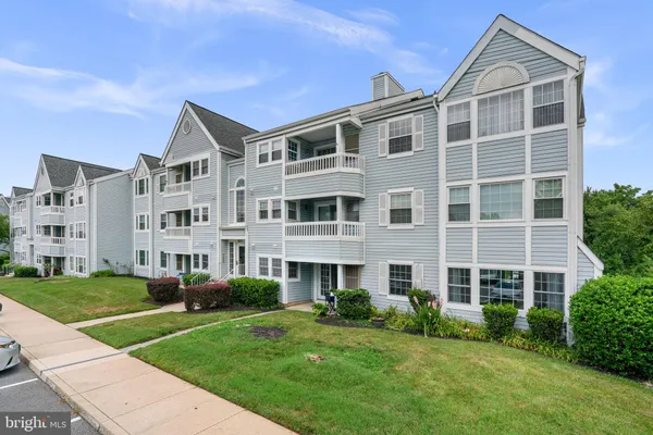 $259,900 | 8513 Falls Run Road, Unit D, Ellicott City, MD 21043