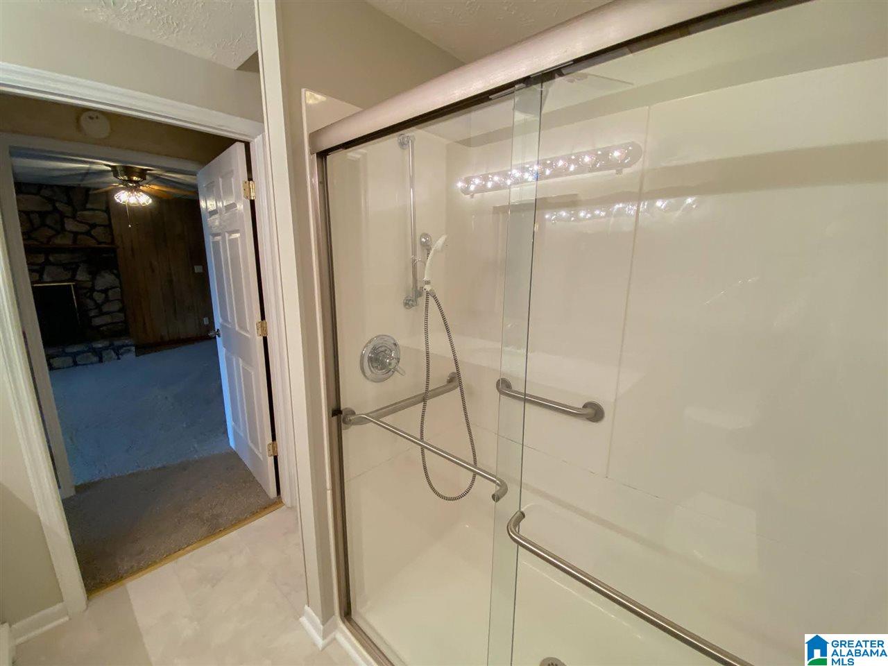 1391 Holland Finley Road Jacksonville, AL 36265 - Photo 21 of 40