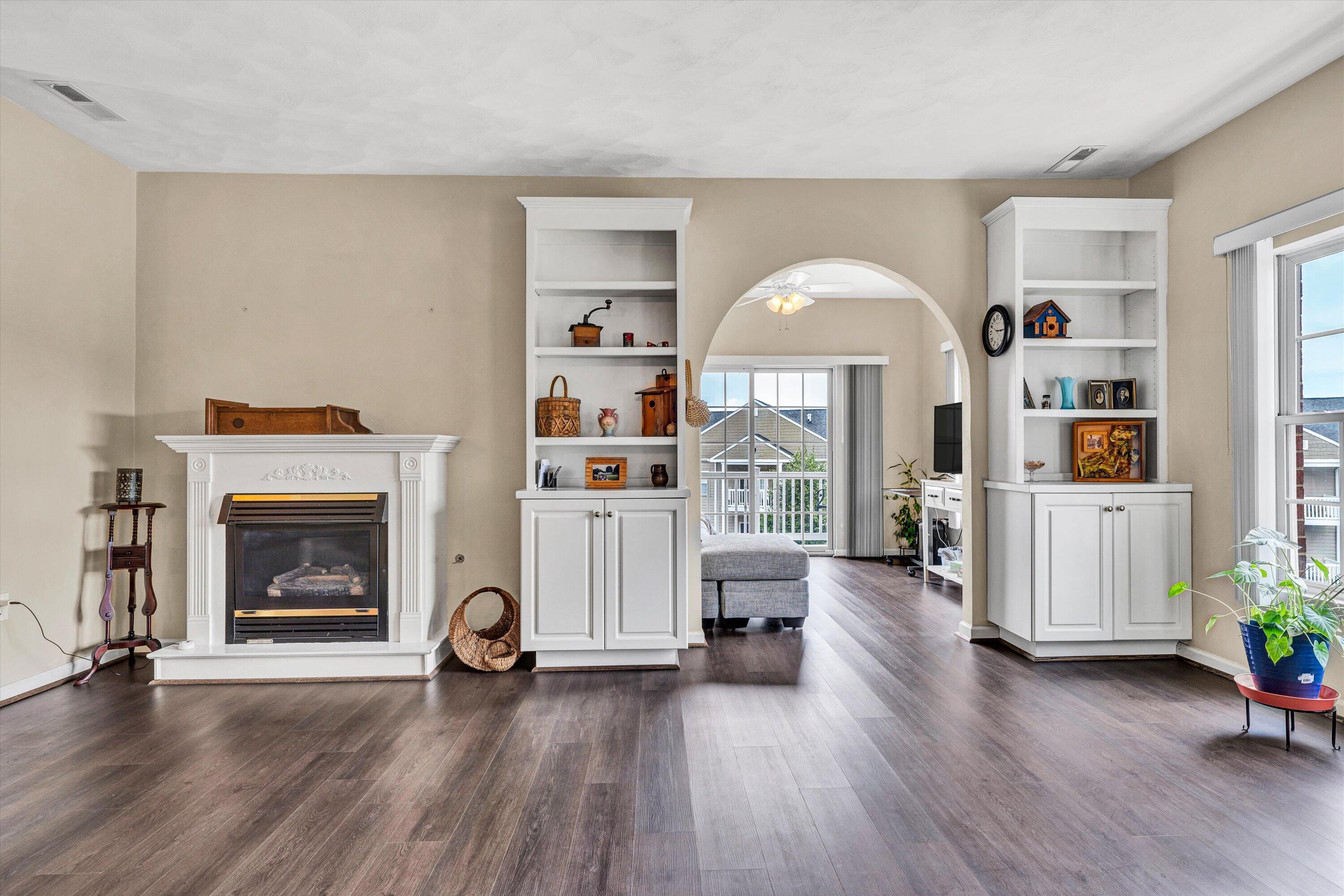 4434 Pheasant Ridge Road, Unit 306 Roanoke, VA 24014 - Photo 6 of 22 06-DSC00855