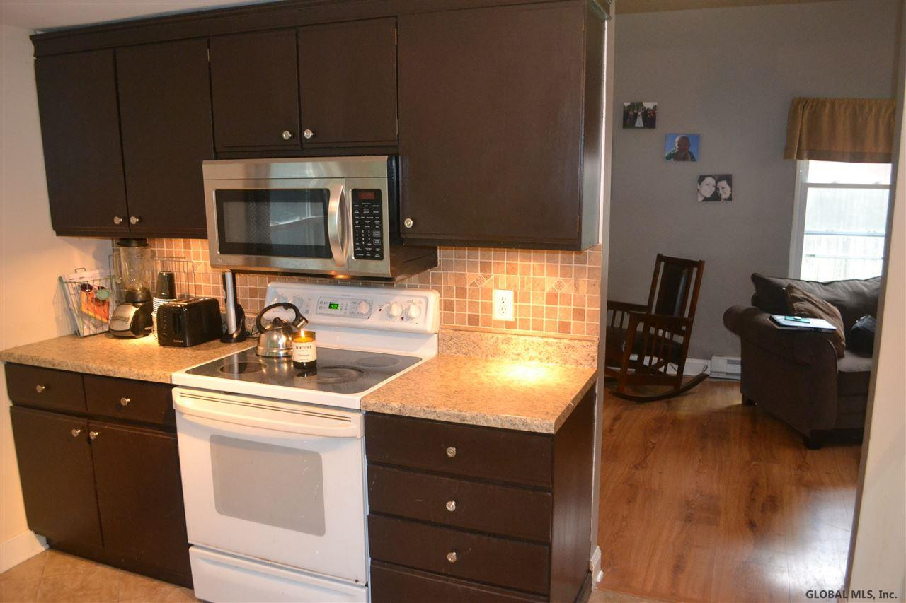 124 Thimbleberry Road Malta, NY 12020 - Photo 11 of 22 Photo 11