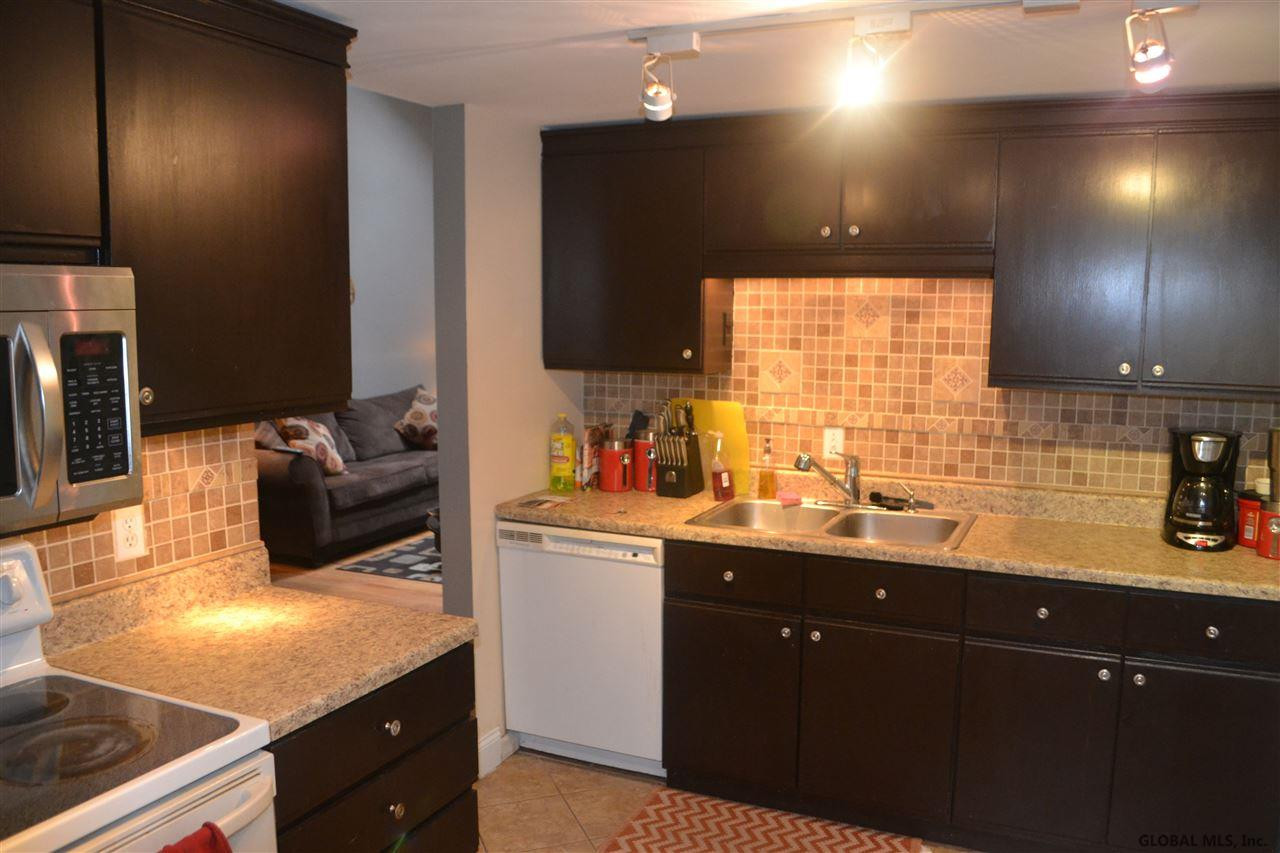 124 Thimbleberry Road Malta, NY 12020 - Photo 10 of 22 Photo 10