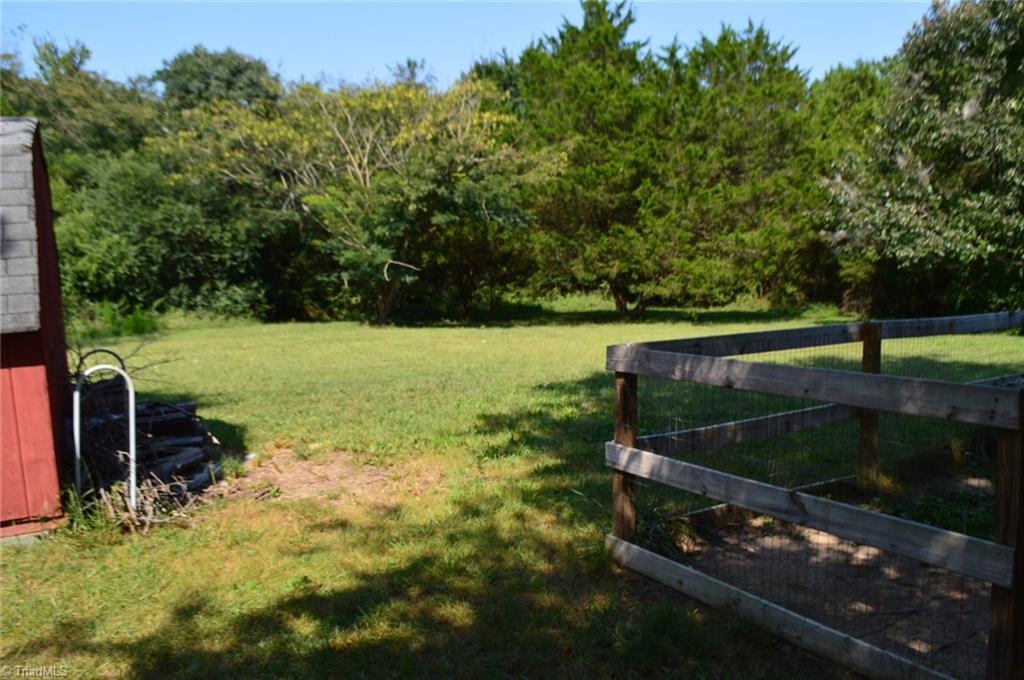 732 Brigham Road Greensboro, NC 27409 - Photo 14 of 18 Gallery Image 14