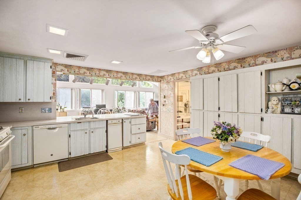 34 Cedarcrest Road Canton, MA 02021 - Photo 8 of 41 Gallery Image 8