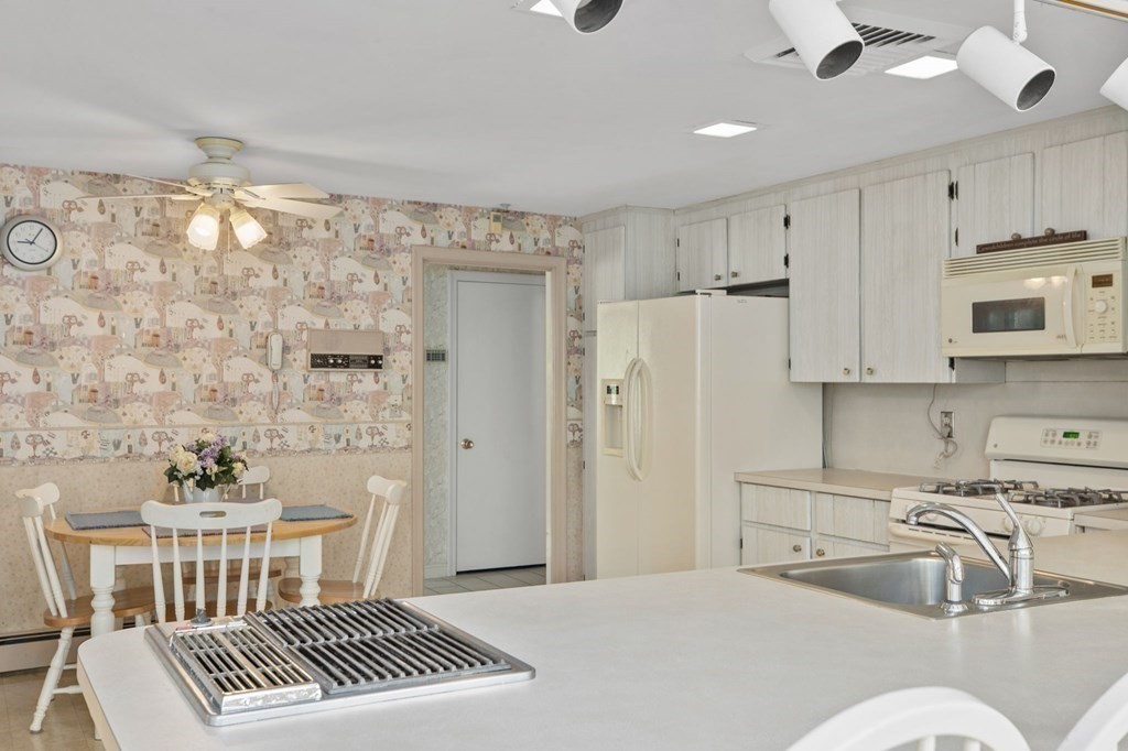 34 Cedarcrest Road Canton, MA 02021 - Photo 10 of 41 Gallery Image 10